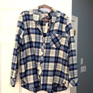 Vineyard Vines  Relaxed plaid button down